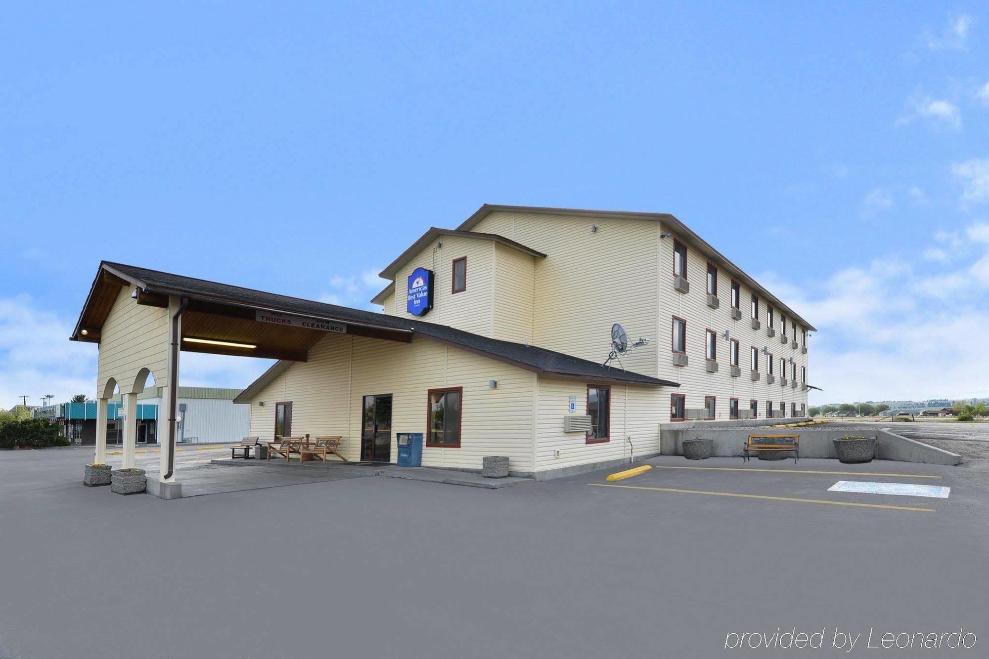Super 8 By Wyndham Dillon Motel Dış mekan fotoğraf